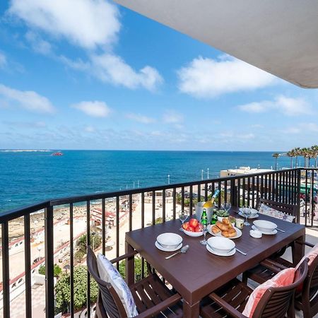 Islet Promenade Seafront Apartment With Large Corner Terrace By Getawaysmalta Сент-Полс-Бей Екстер'єр фото