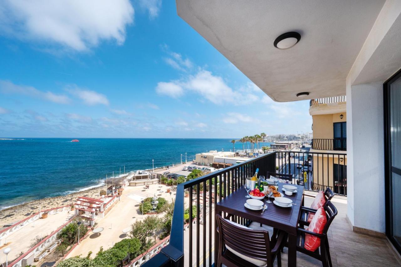 Islet Promenade Seafront Apartment With Large Corner Terrace By Getawaysmalta Сент-Полс-Бей Екстер'єр фото